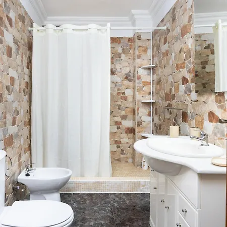 Home2book Nature Retreat With Ocean Views